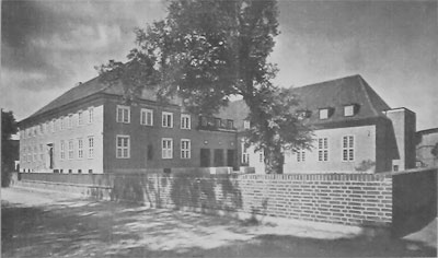 Das Gemeindehaus der Kirchgemeinde Dahlem in der Thielallee 1+3 der Ort der zweiten Bekenntnissynode.