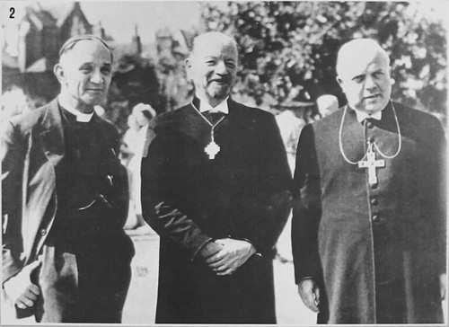 Die drei Kirchenmänner: Kirchenpräsident Martin Niemöller, Bischof Otto Dibelius, Bischof Hanns Lilje.