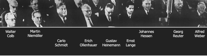 Während der Rede Helmut Gollwitzers in der Frankfurter Paulskirche am 29. Januar 1955